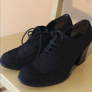 Nine West black shoes